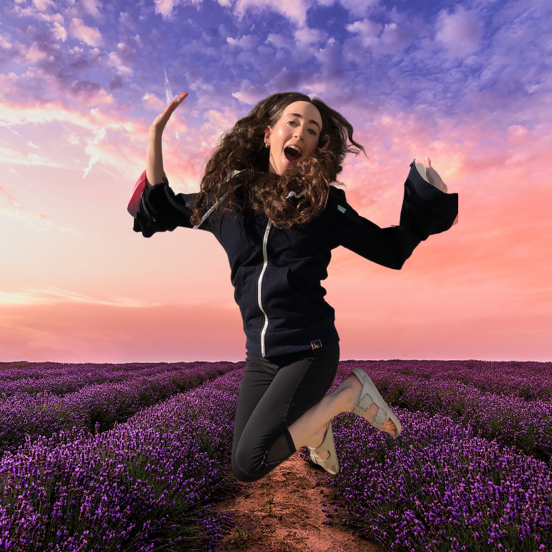 IV Hoody - Sunshine in Denim on female model